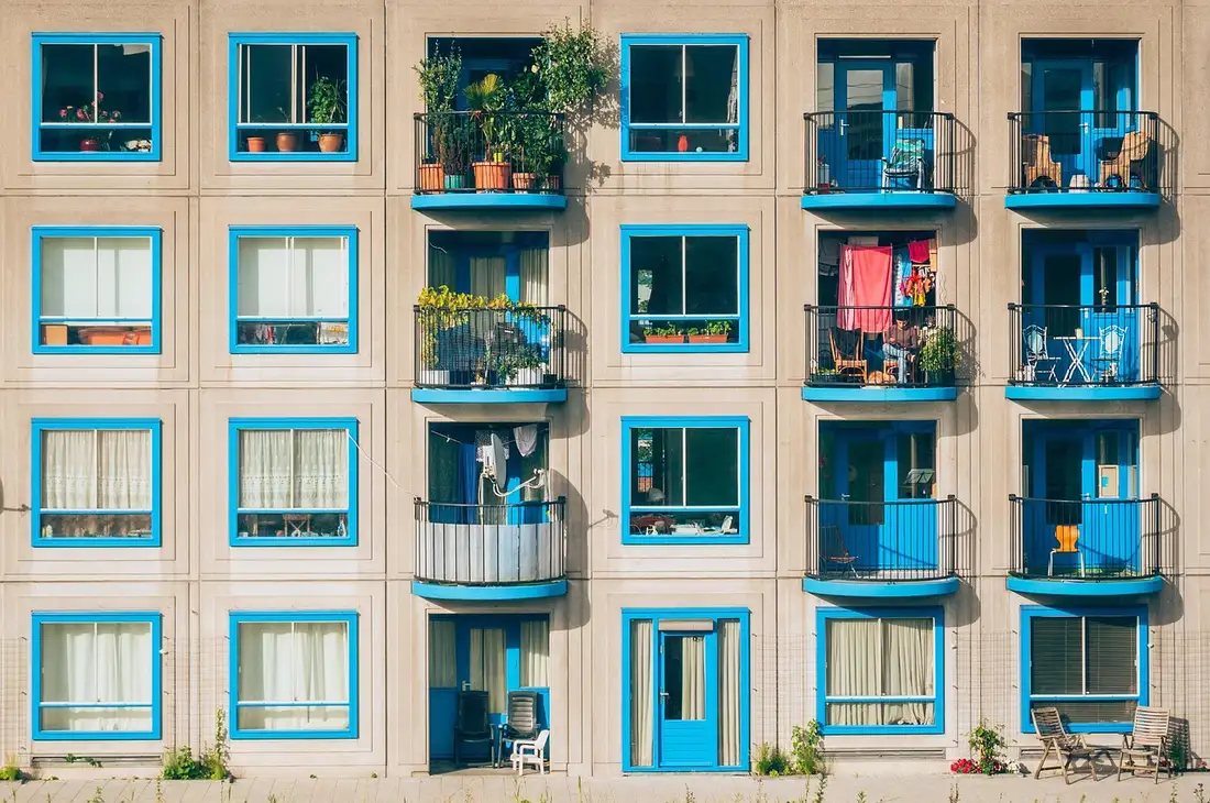 Apartment block balconies, the long-stay housing side of studying Thai on an ED visa